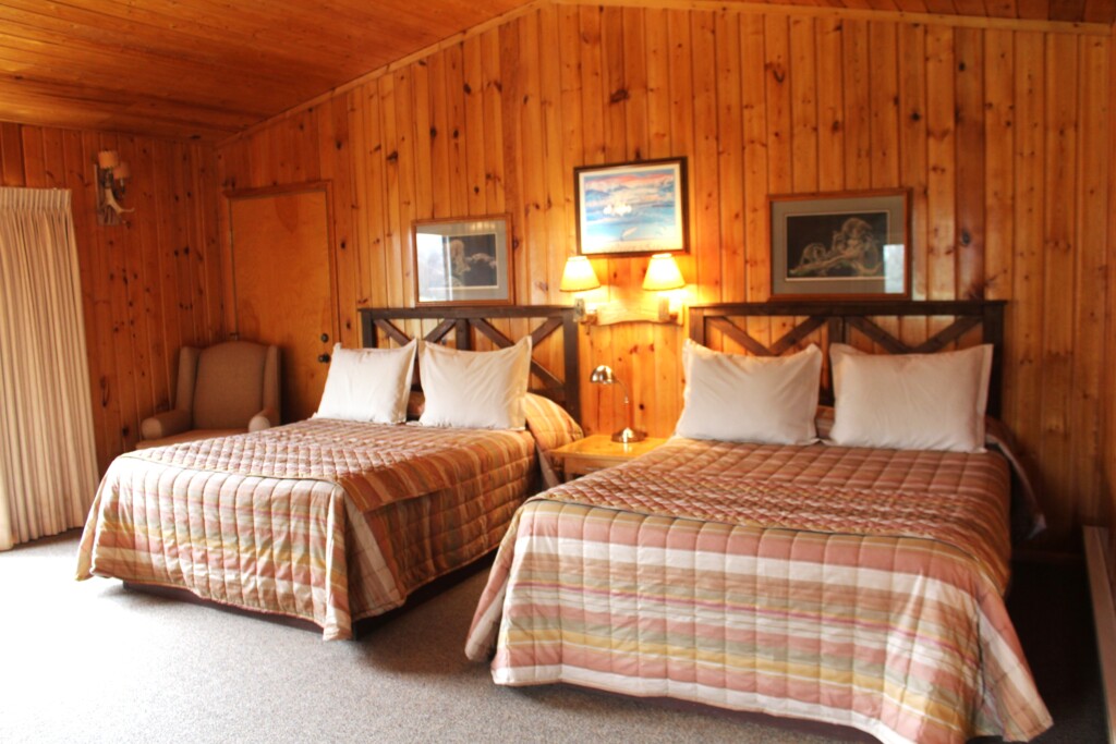 Accommodations and Lodging at the Rainbow Valley Lodge in Ennis, Montana
